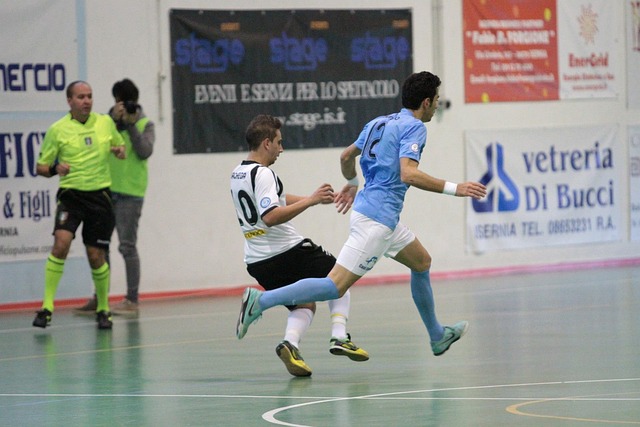 后仰跳投 后仰跳投